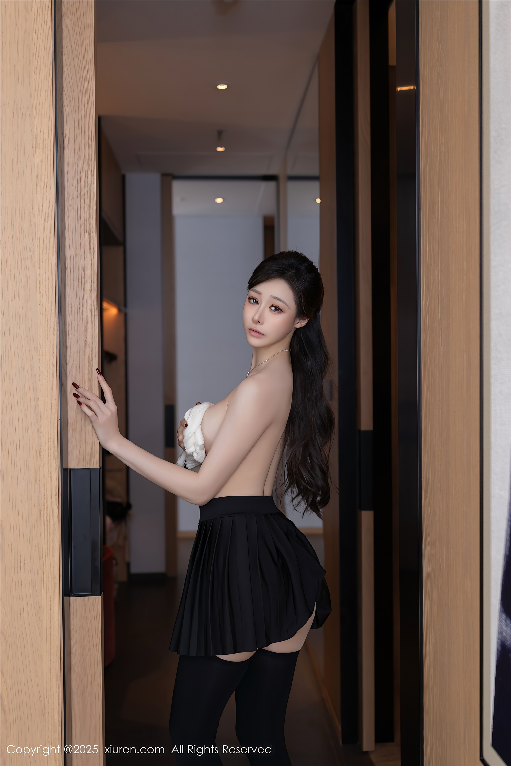 Xiuren秀人网 2025.03.07 NO.9986 小逗逗